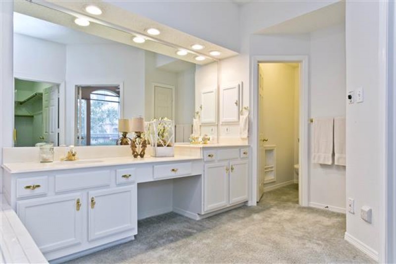    Master Bath 