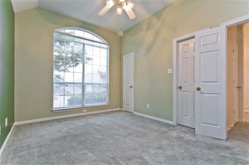    Bedroom with Full Bath 