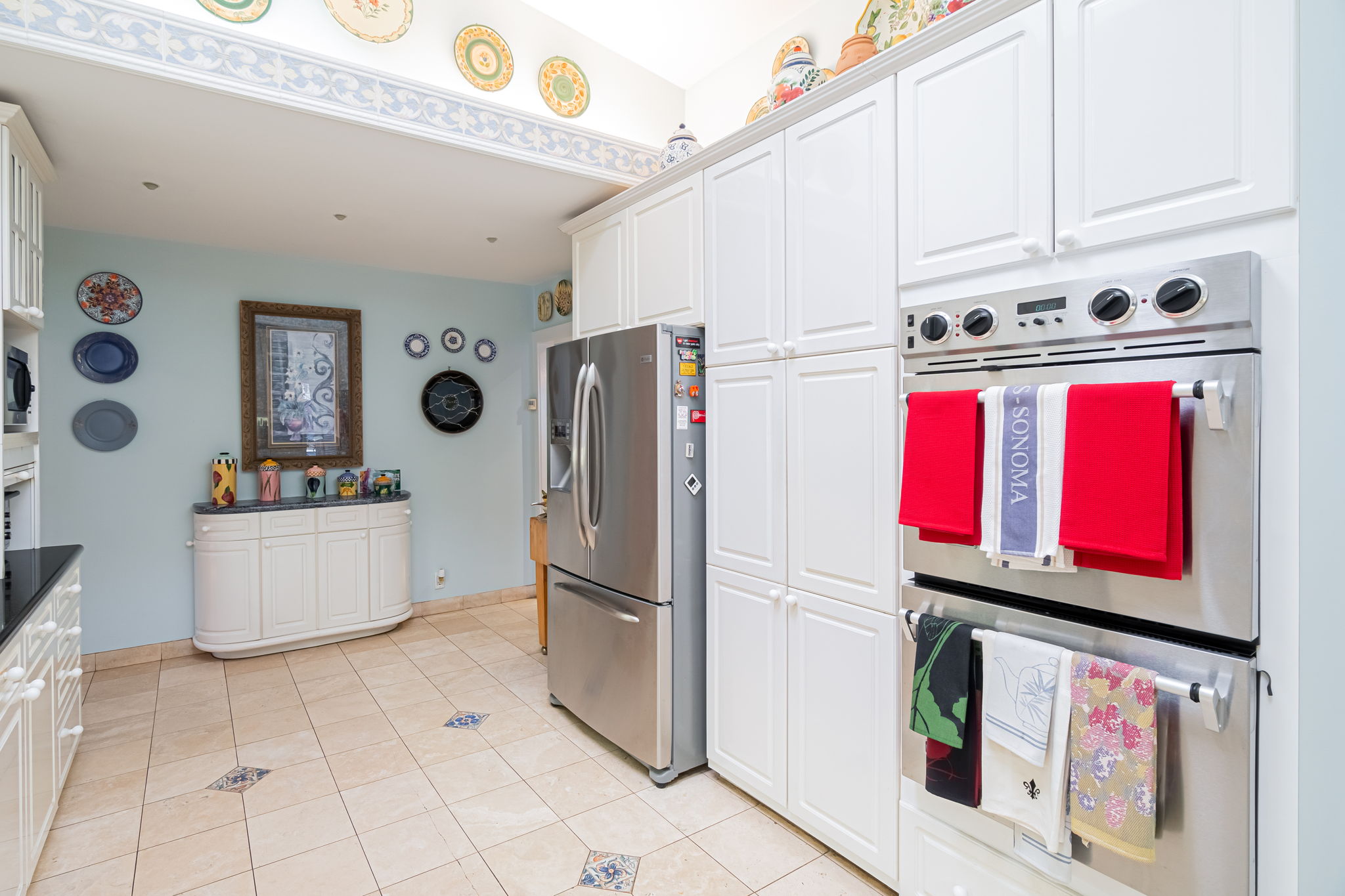    Kitchen also has Stainless Steel Appliances 