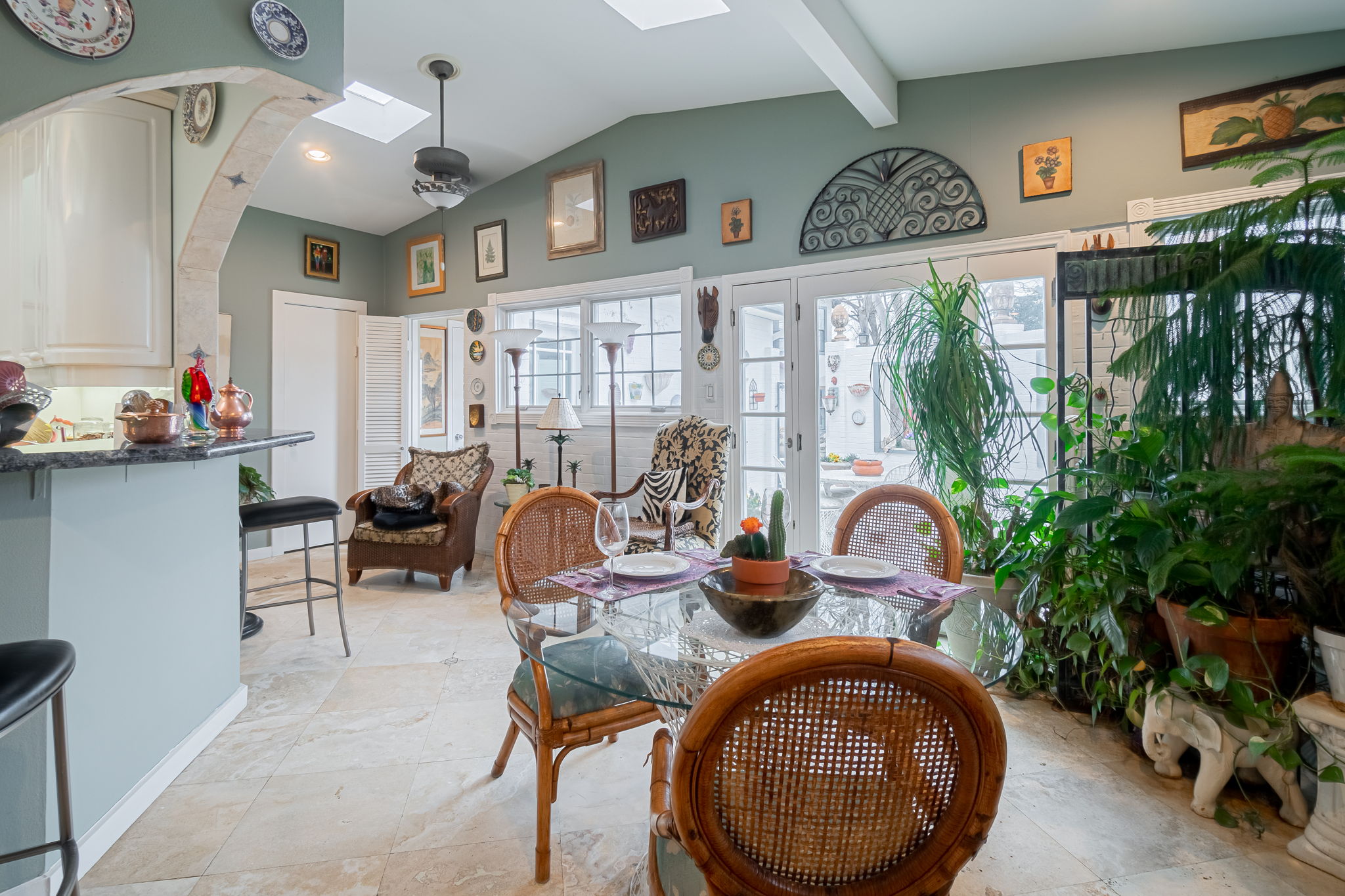    Breakfast Area offers Travertine Floors and Courtyard Views 