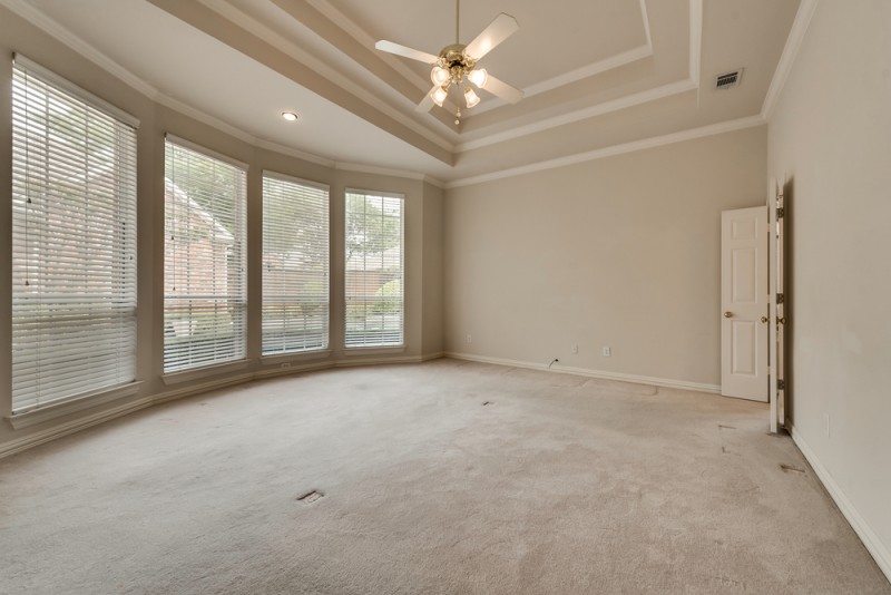    Spacious Master Suite Looking out to Patio 