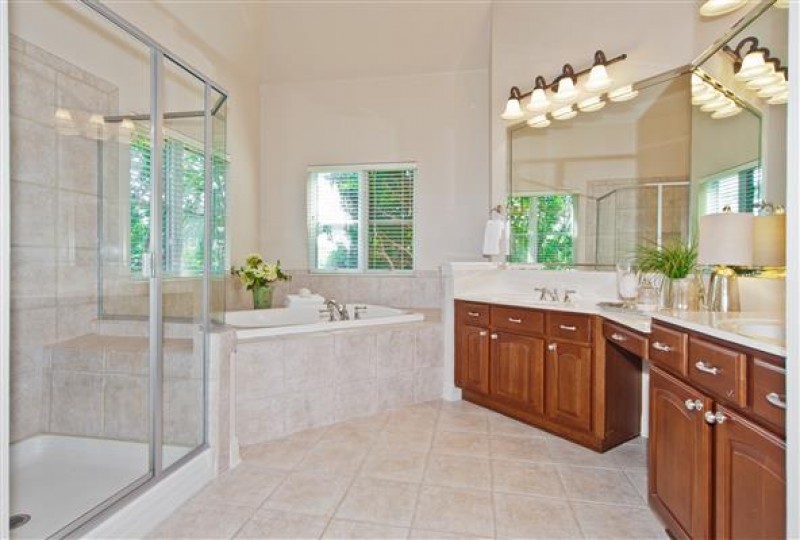    Master Bath 