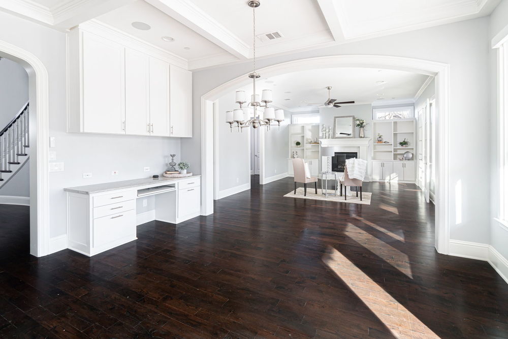    Breakfast Area with Built In Granite Topped Desk 