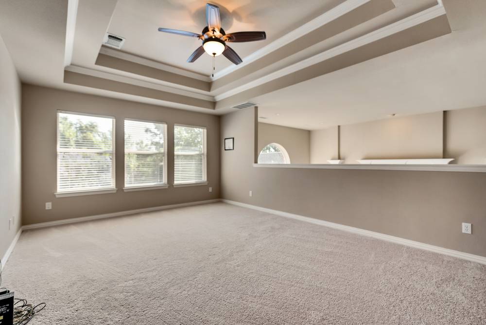    Spacious Upstairs Game Room 