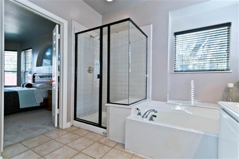    Master Bath 