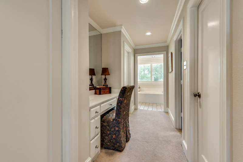    Vanity Area and Custom Walk In Closets 