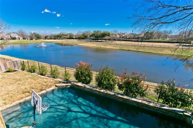    Pool and Lake View 