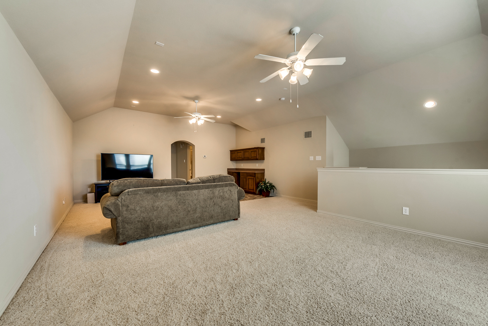    Upstairs Game Room with Kitchenette and Hardwired for Surround Sound 