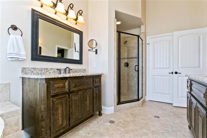    Master Bath 