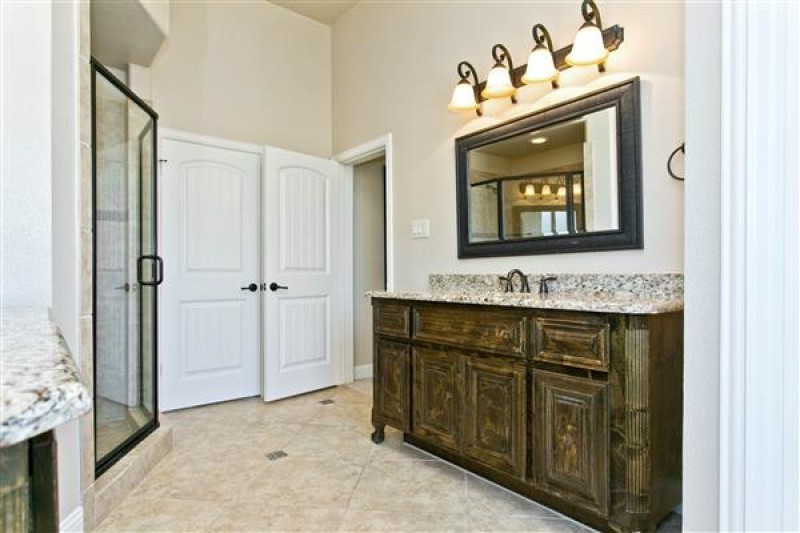    Master Bath 