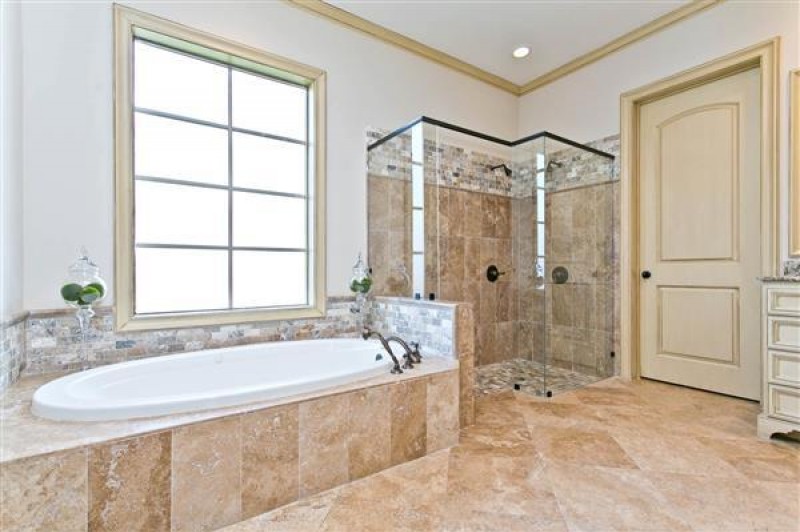    Master Bath 