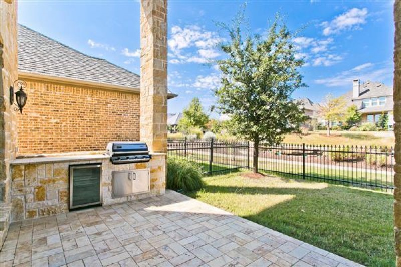    Outdoor Kitchen 