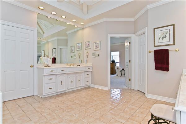    Master Bath 