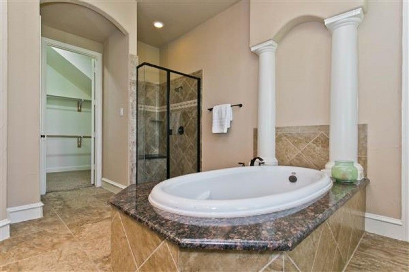    Master Bath 