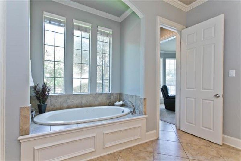    Master Bath 