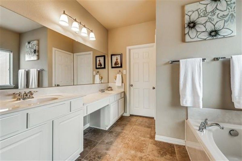    Master Bath 