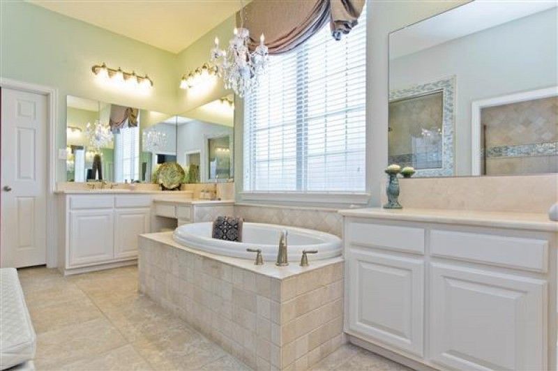    Master Bath 