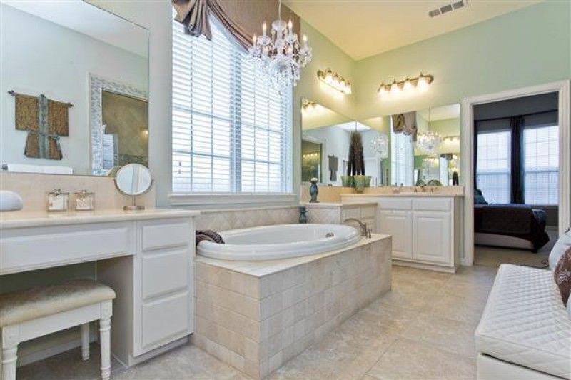    Master Bath 