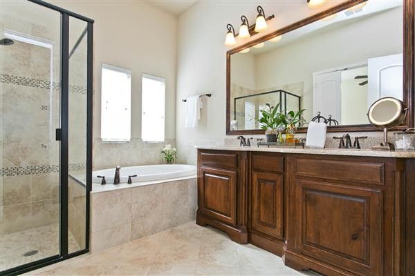    Master Bath 