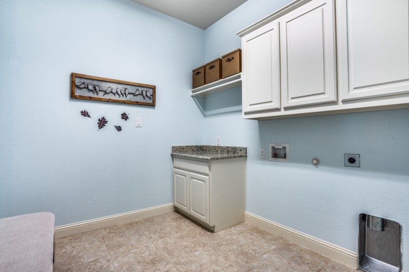    Spacious Utility Room 