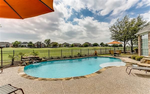    Pool with Golf Course View 