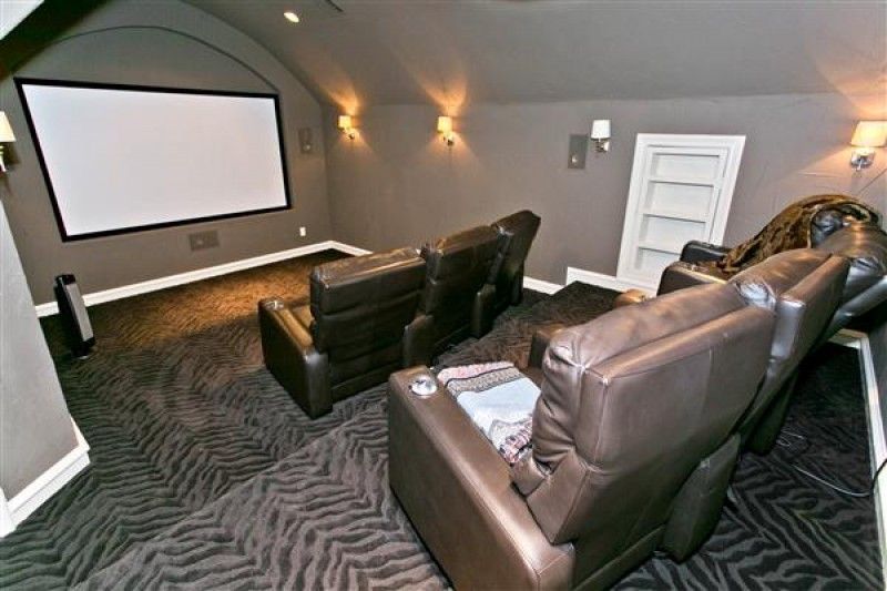    Media Room 