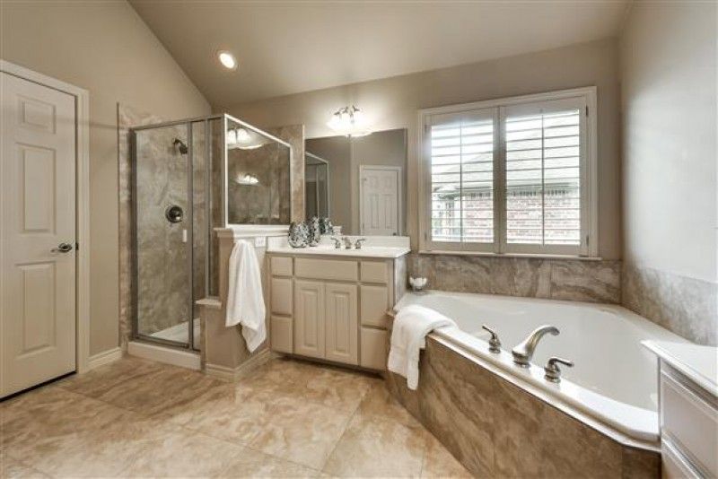    Master Bath 