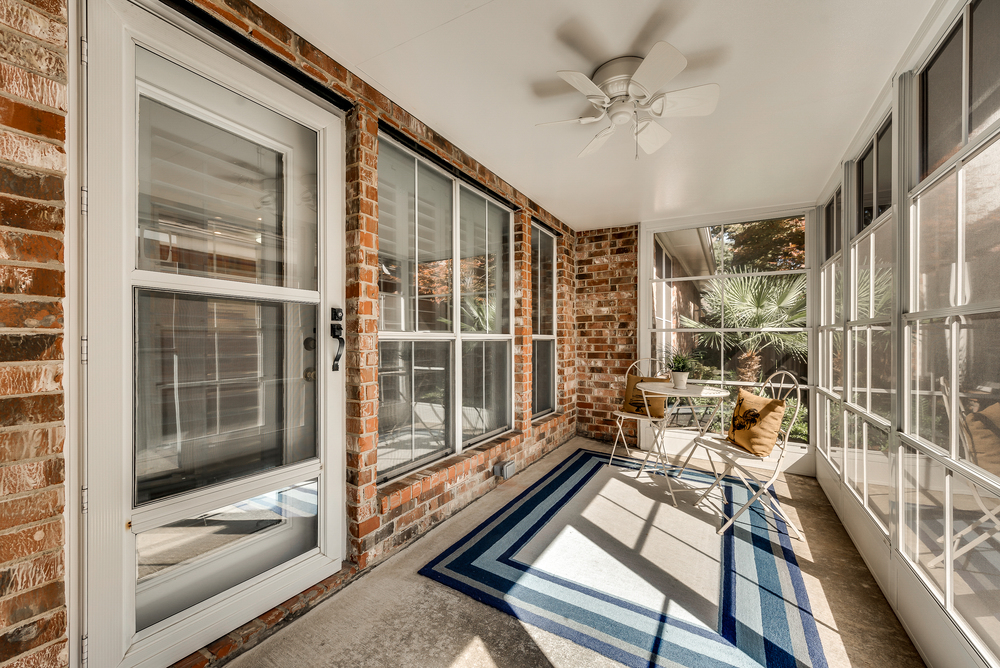    Screened Porch 