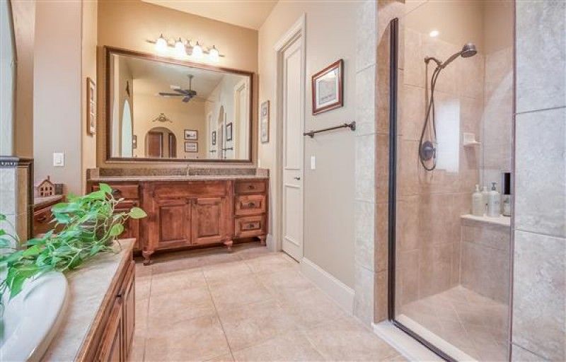    Master Bath 