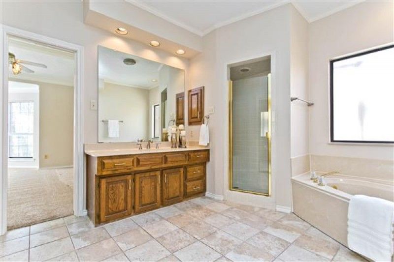    Master Bath 