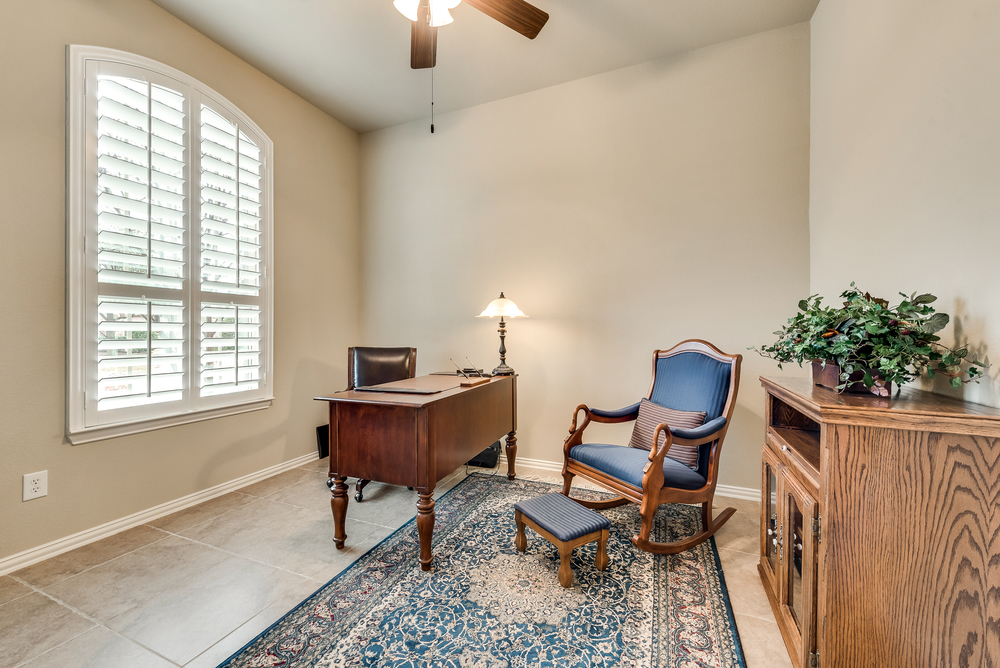    Study has French Doors and Walk In Closet 
