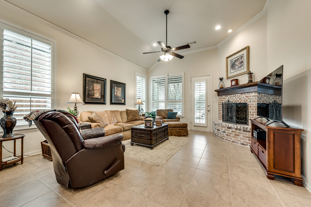    Inviting Family Room 