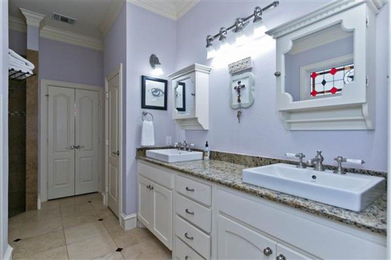    Master Bath 