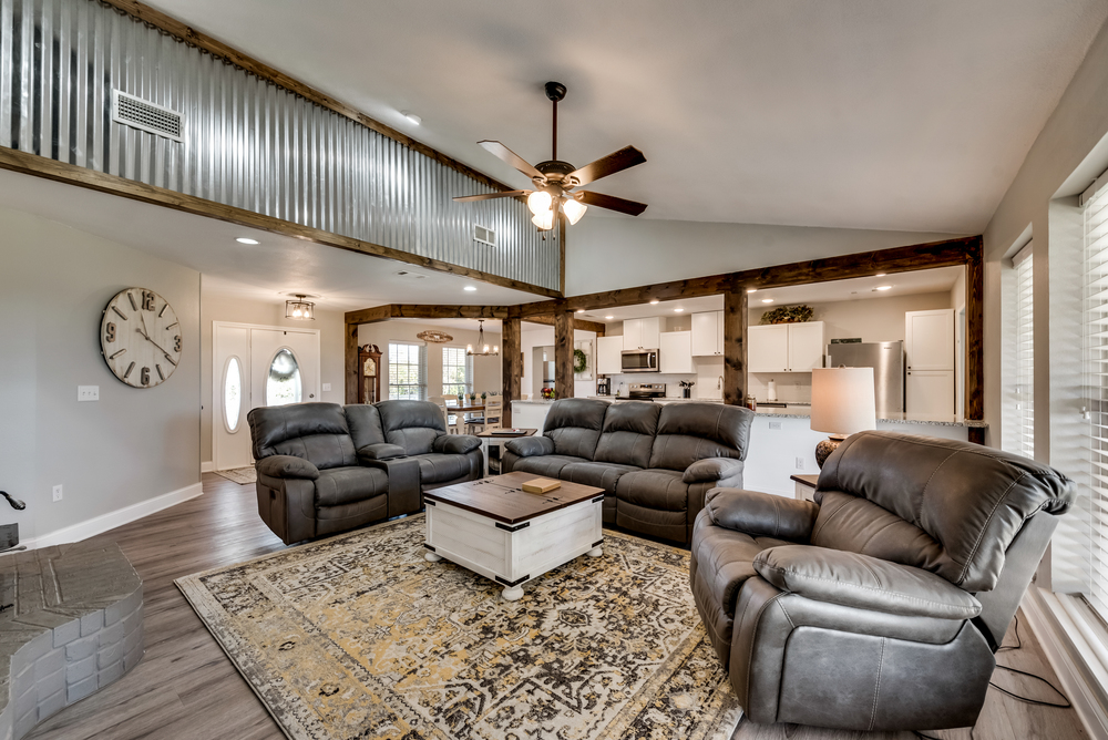    Open Floorplan Main Living Area 