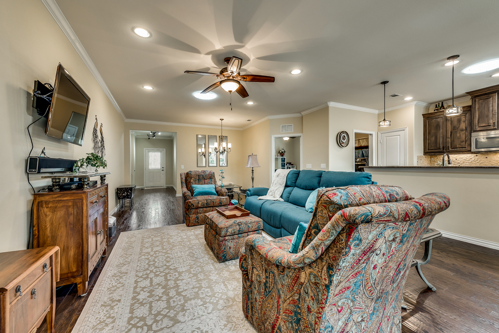    Inviting Family Room 