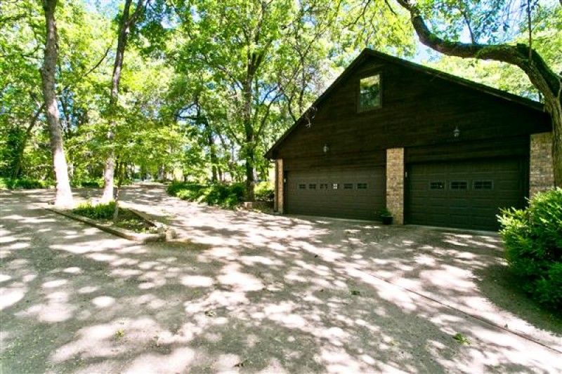      Car Attached Garage 