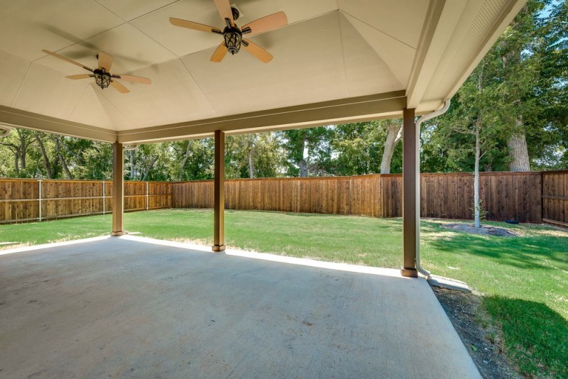    Covered Back Patio 