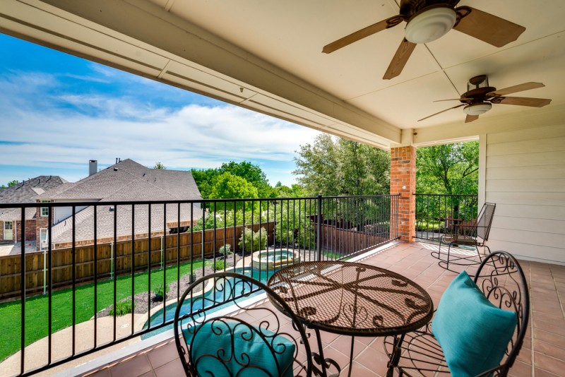    Relaxing Balcony 