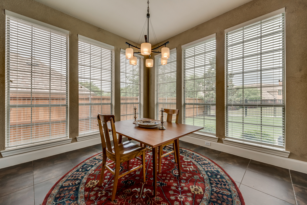    Breakfast Area with Abundance of Natural Light 