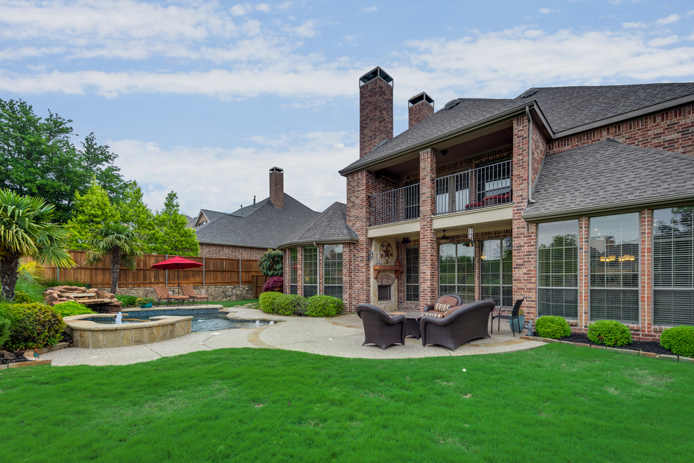    Serene Backyard 