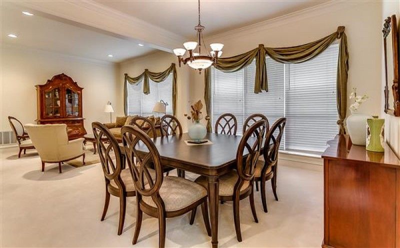    Formal Living  Dining Rms 