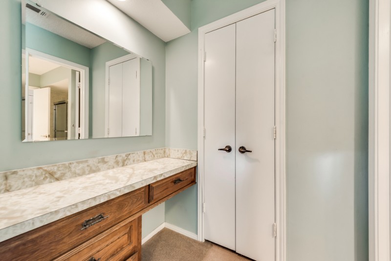    Master Bedroom Vanity 