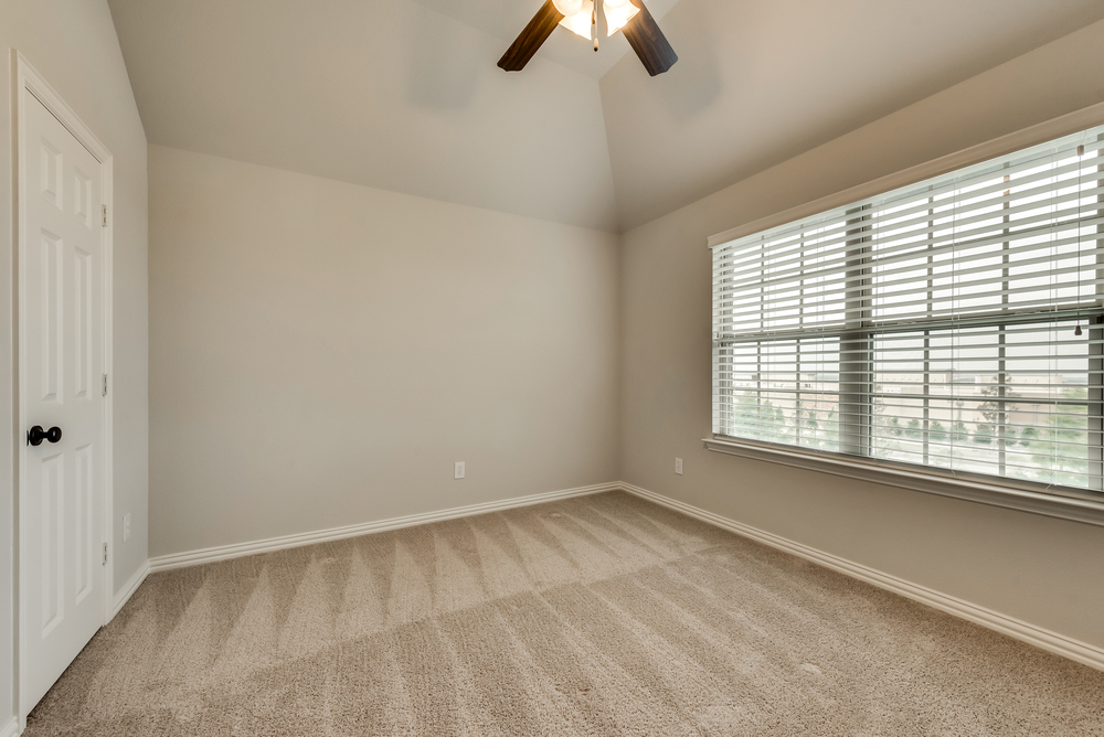    Secondary Bedroom Upstairs 