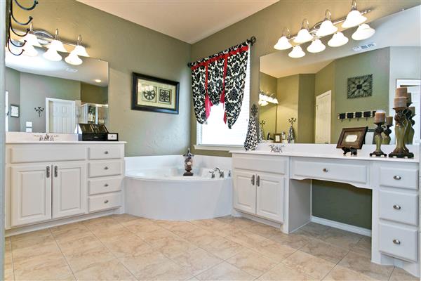     Master Bath 