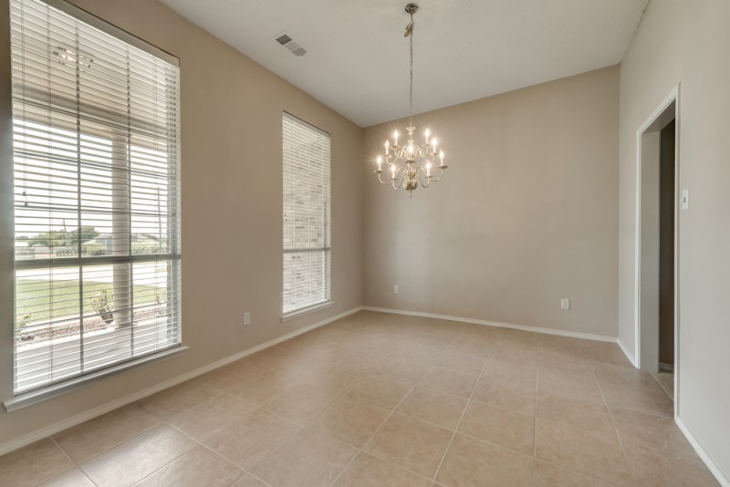    Stunning Formal Dining 