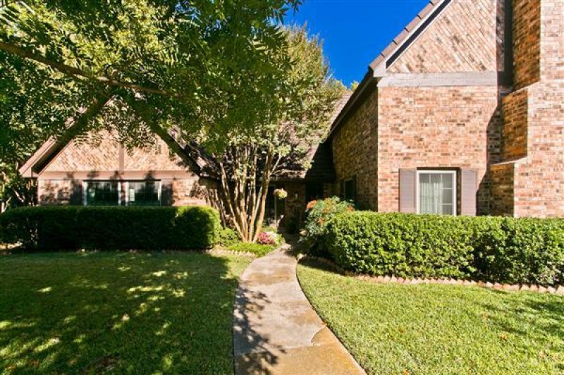 2920 Newport Circle, Ports O'Call, Plano