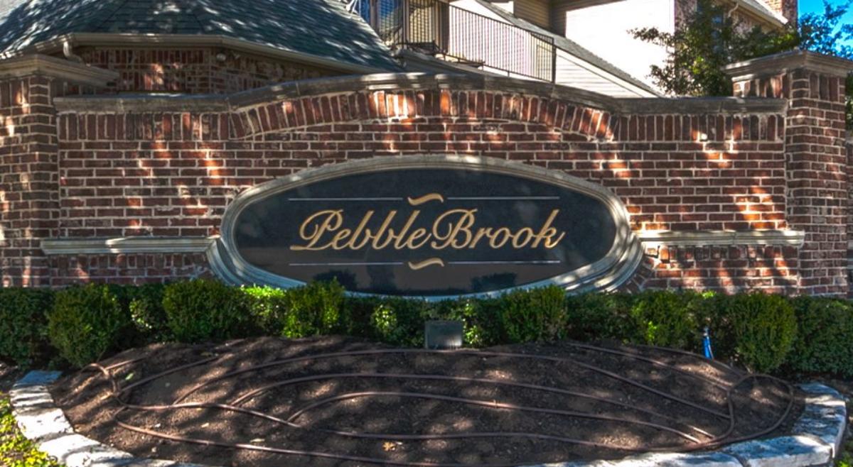 Pebble Brook, Plano